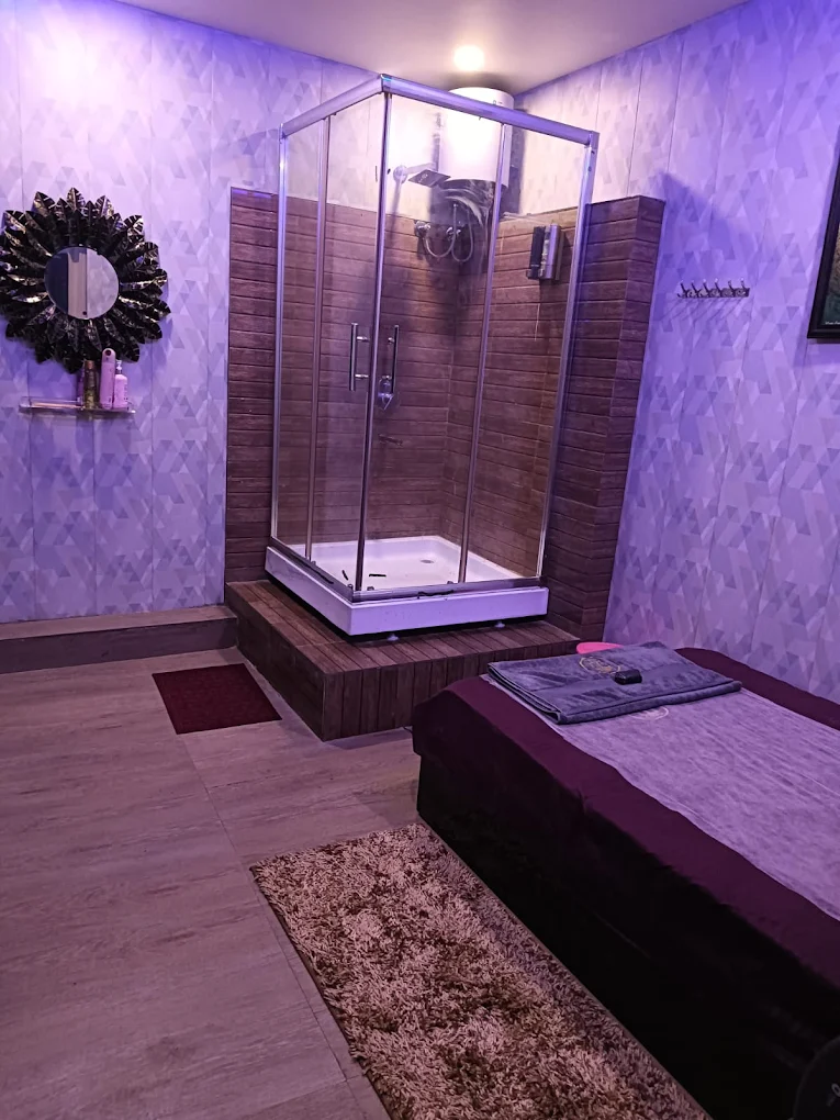 Spa Tour Video Shahjahanpur Center