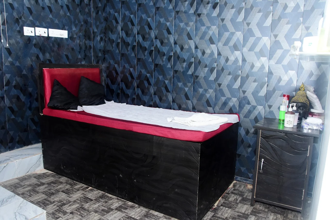 Spa Tour Video Raebareli